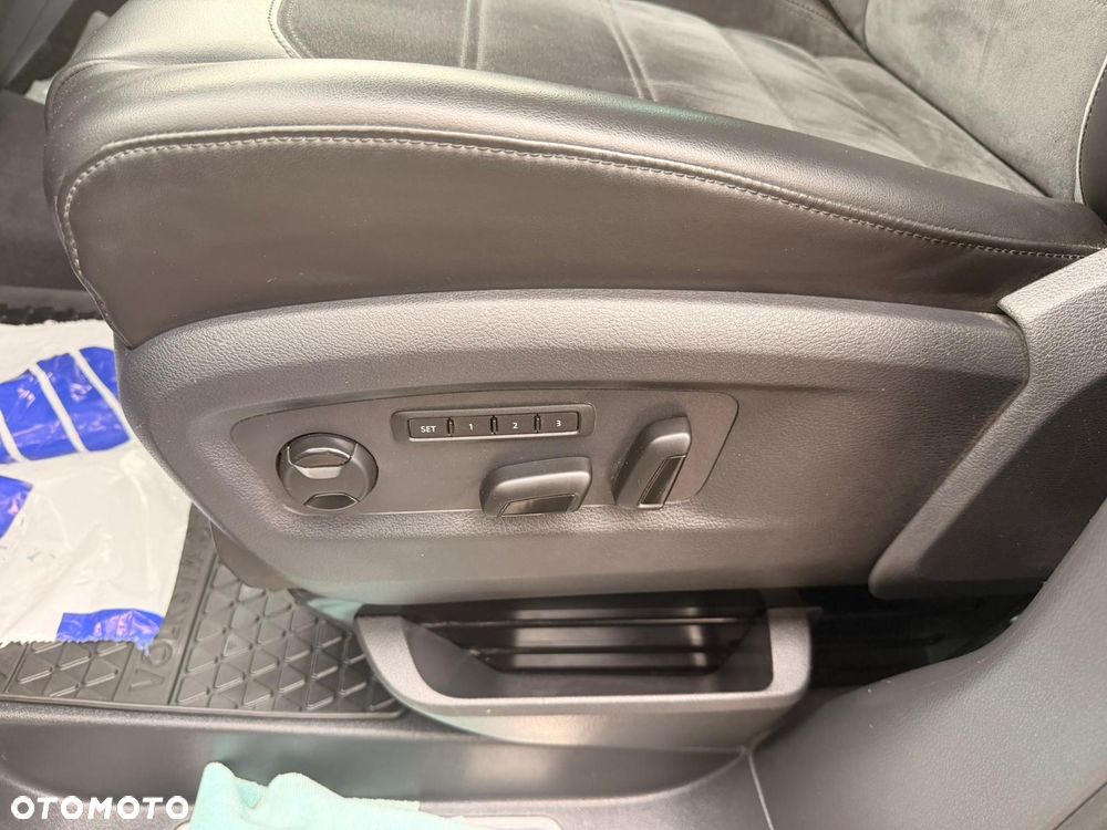 Volkswagen Multivan 2.0 TDI L1 Highline 4Motion DSG - 20