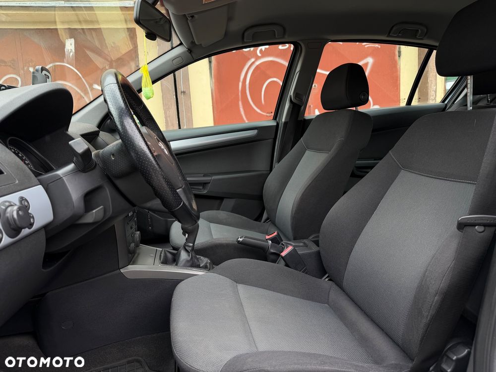 Opel Astra - 17