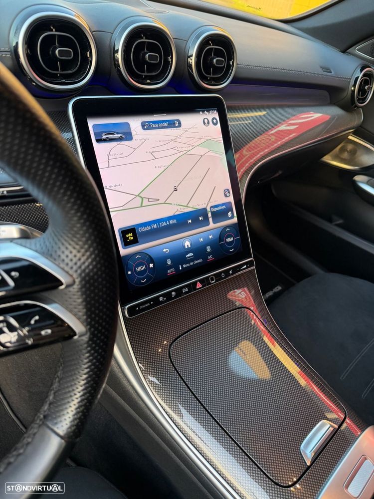 Mercedes-Benz C 300 e AMG Line — fotografia 18
