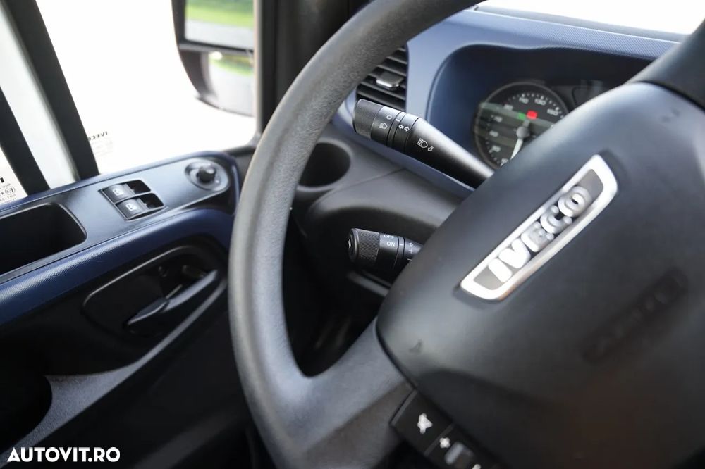 Iveco DAILY 35-140 / 4.3 M CONTAINER / HI-MATIC / TWIN - 29