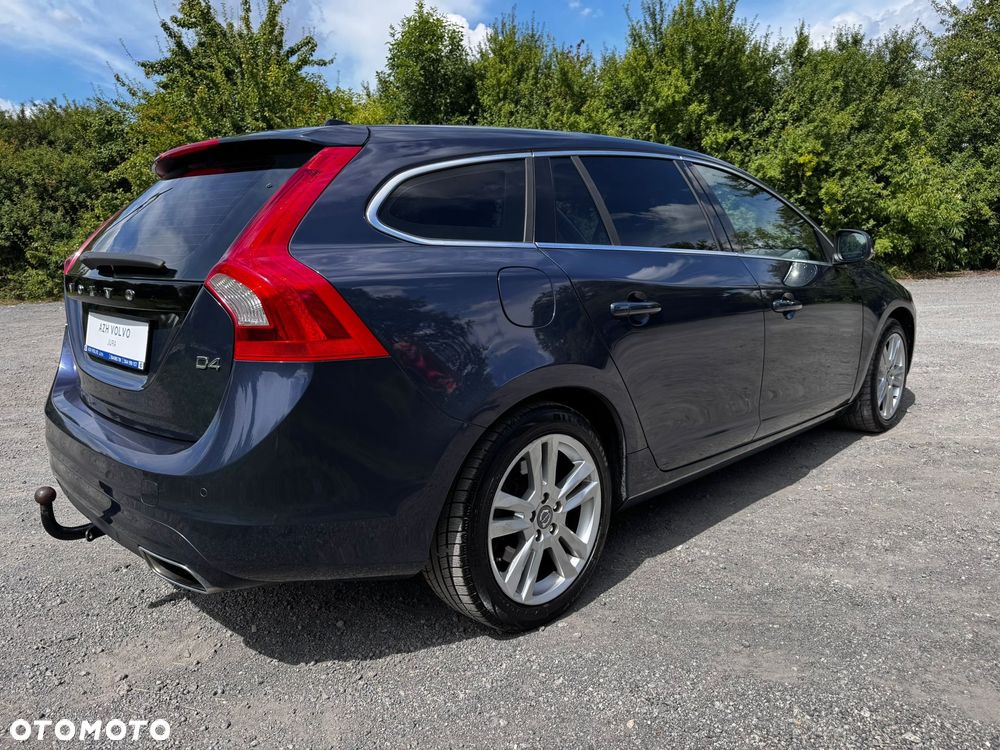 Volvo V60 D4 Drive-E Momentum - 8