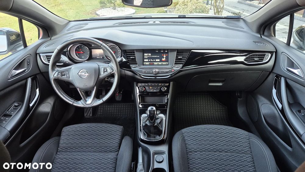 Opel Astra 1.6 T Dynamic S&S - 15