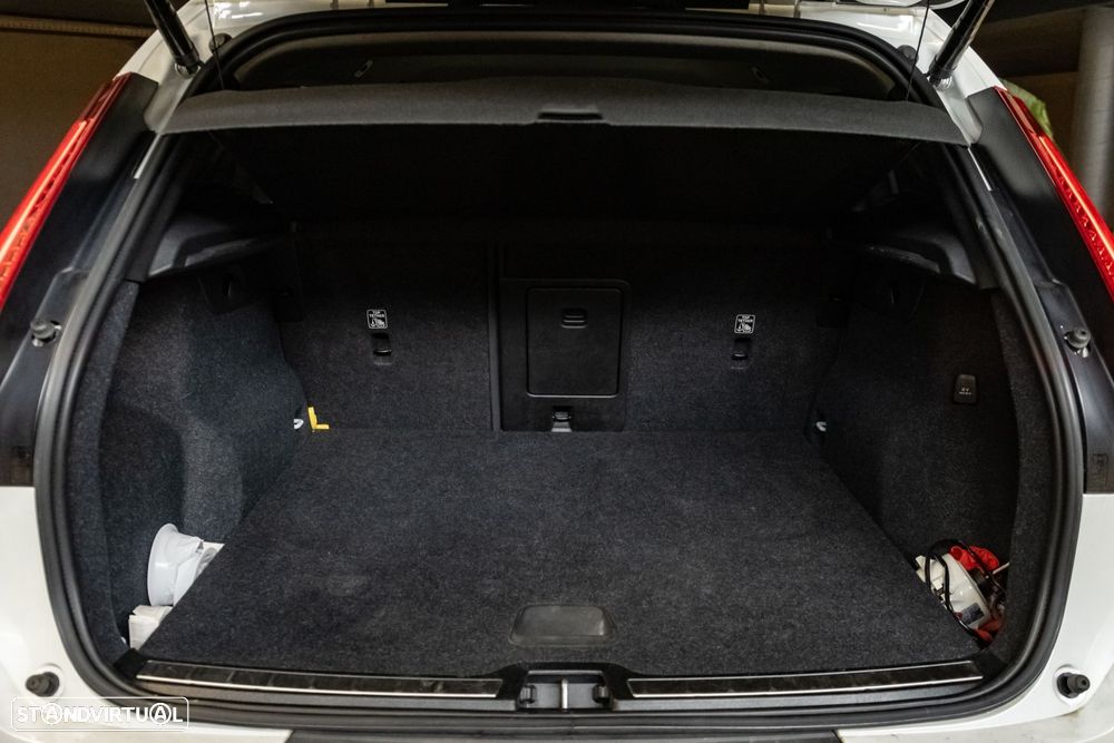 Volvo XC 40 T5 Recharge DKG Plus Bright - 12