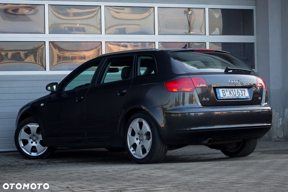 Audi A3 Sportback 1.6 Attraction - 10