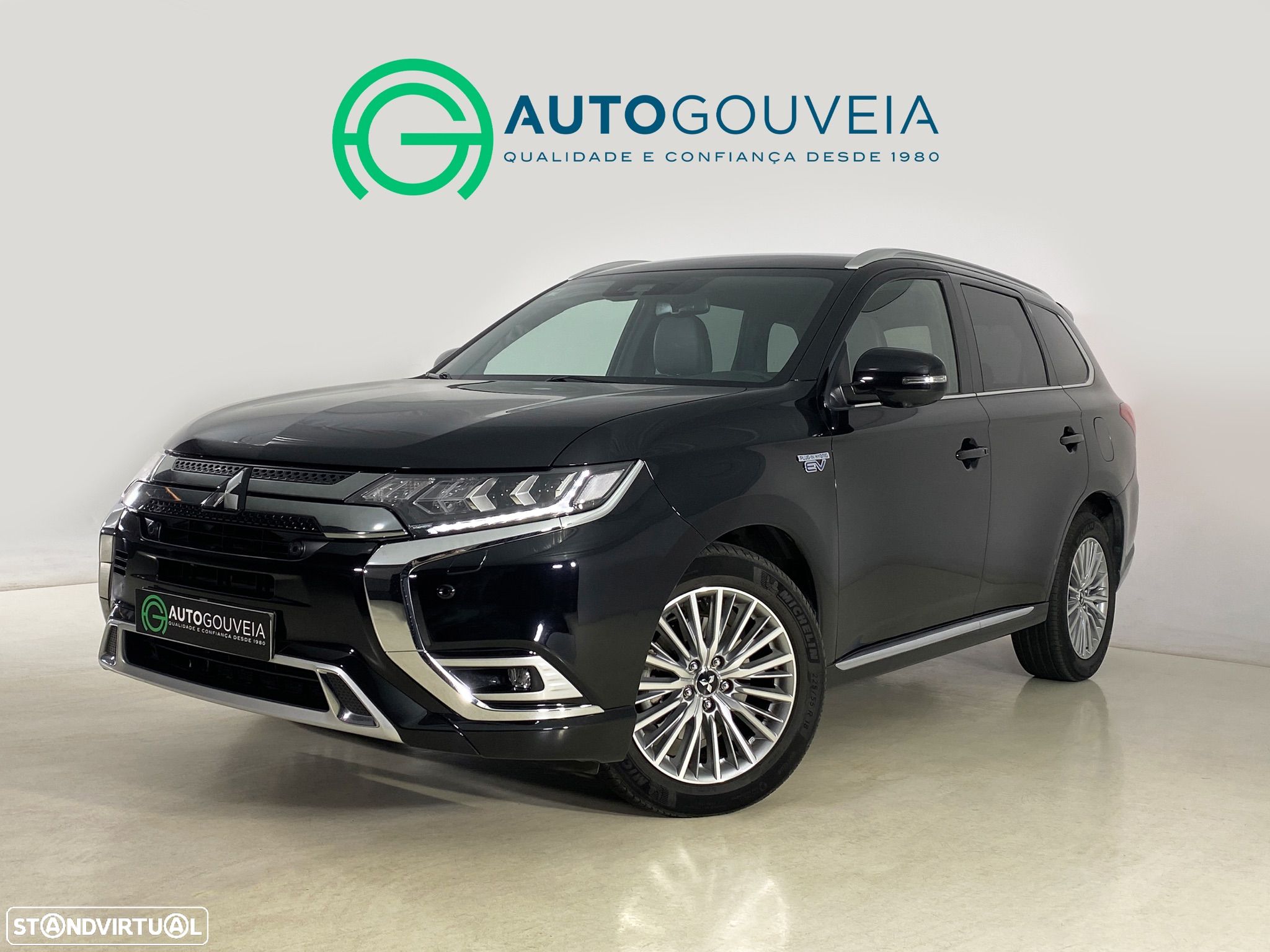 Mitsubishi Outlander 2.4 PHEV Instyle - 1