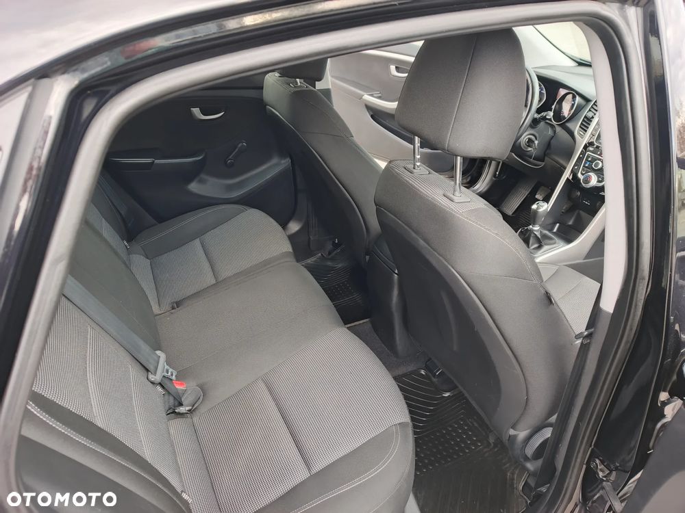 Hyundai i30 i30cw 1.4 Fifa World Cup Edition - 39