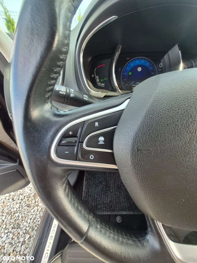 Renault Grand Scenic - 39