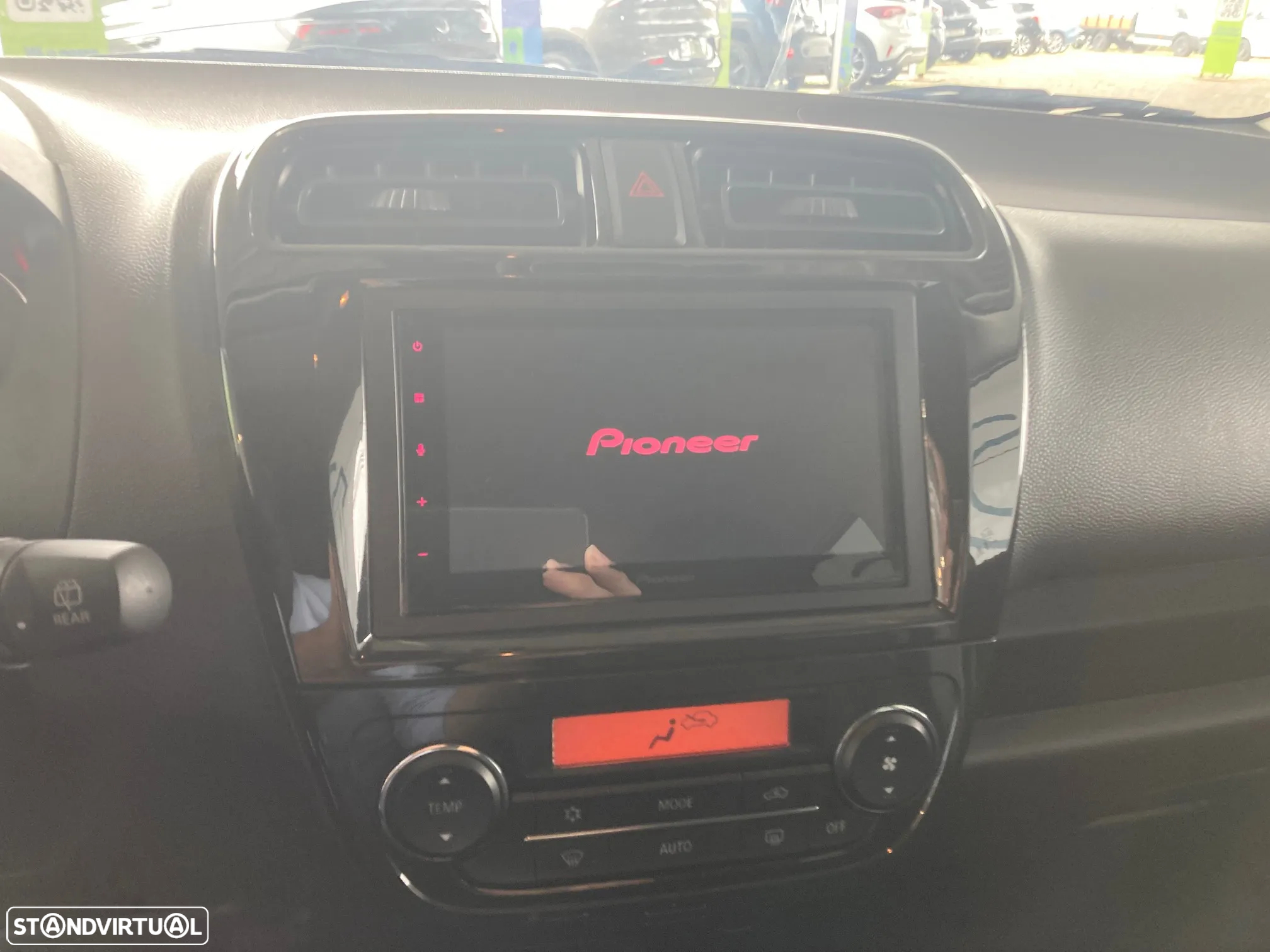 Mitsubishi Space Star 1.2 Connect Edition - 12