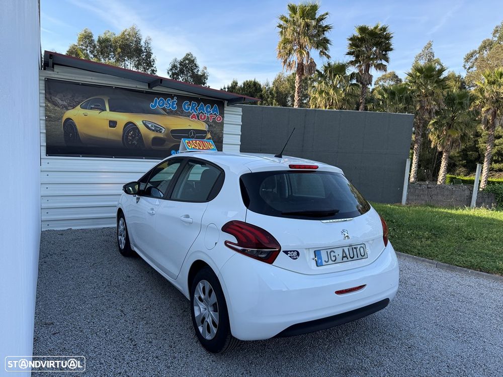 Peugeot 208 PureTech 68 Like - 4