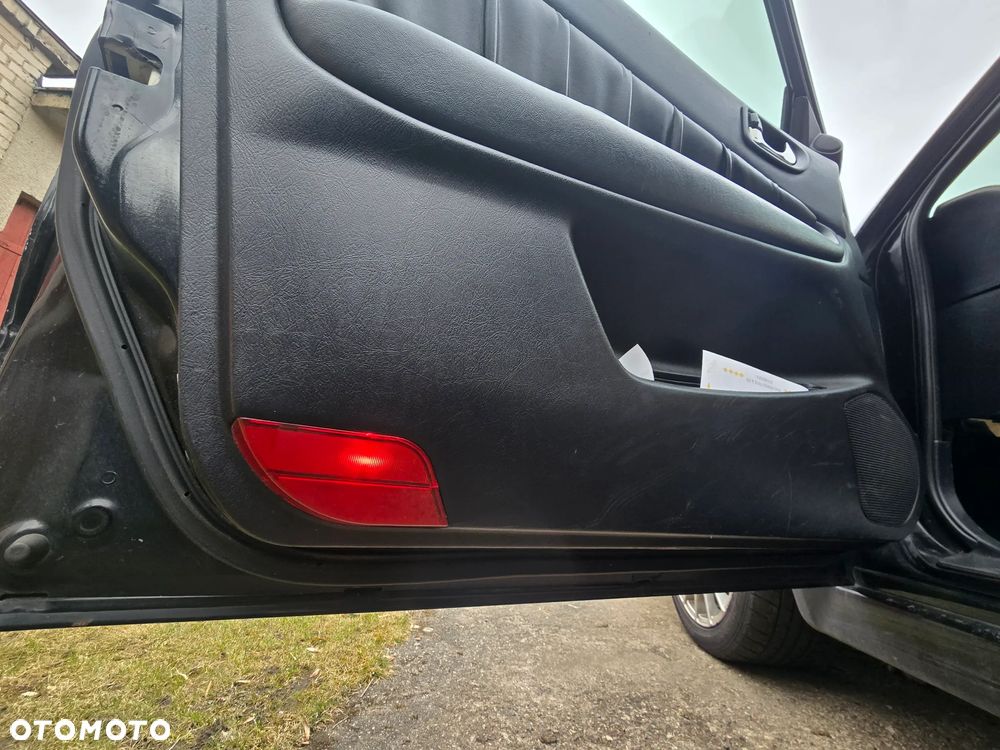 Mitsubishi Galant - 17