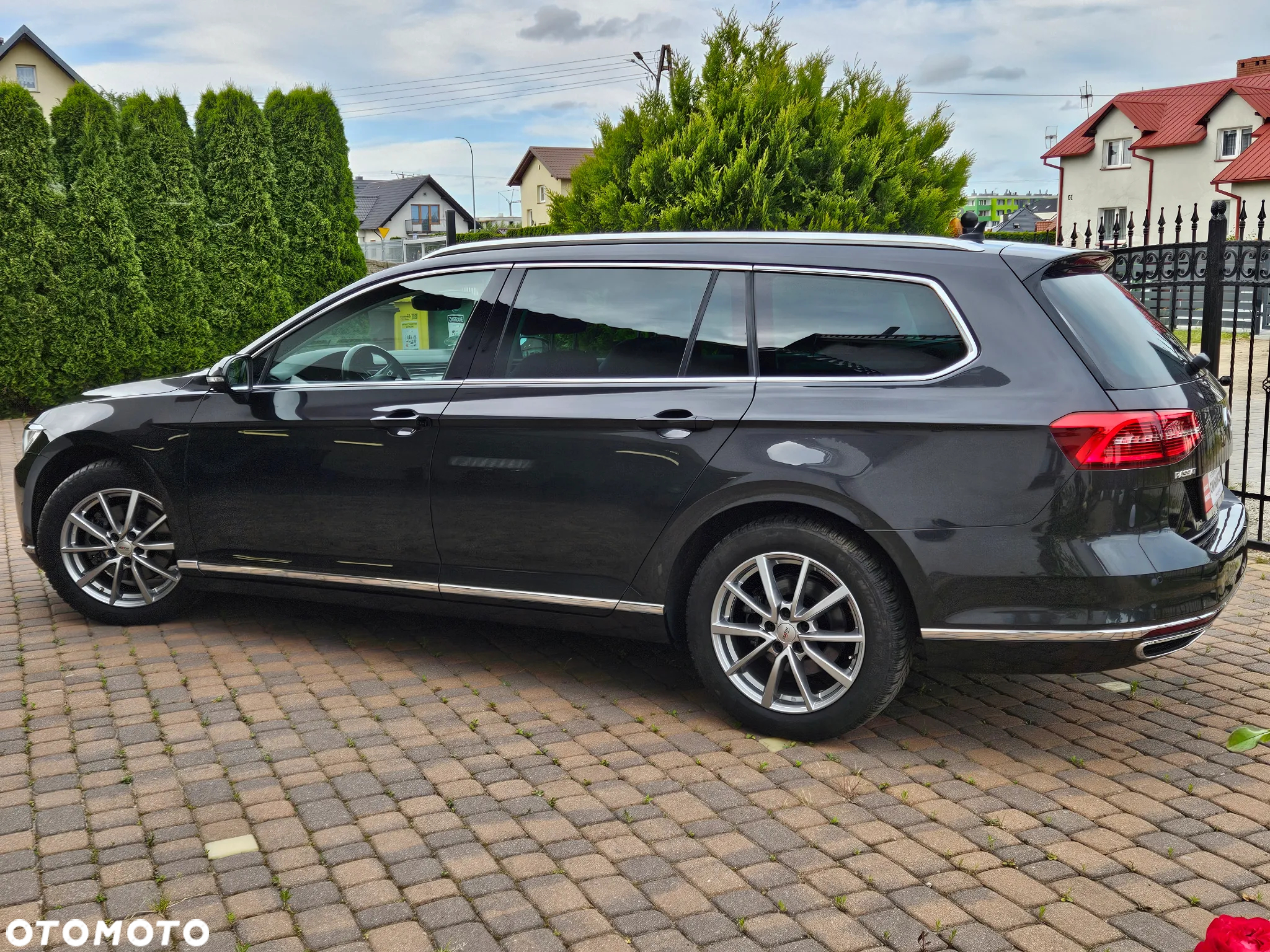 Volkswagen Passat - 37