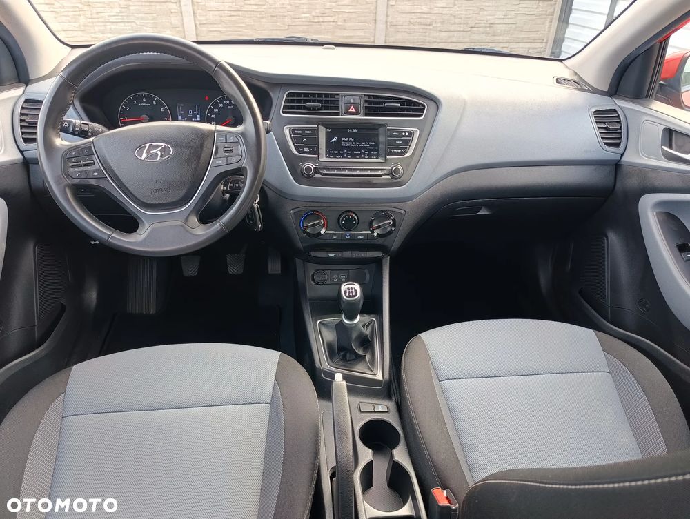 Hyundai i20 1.25 Comfort - 19