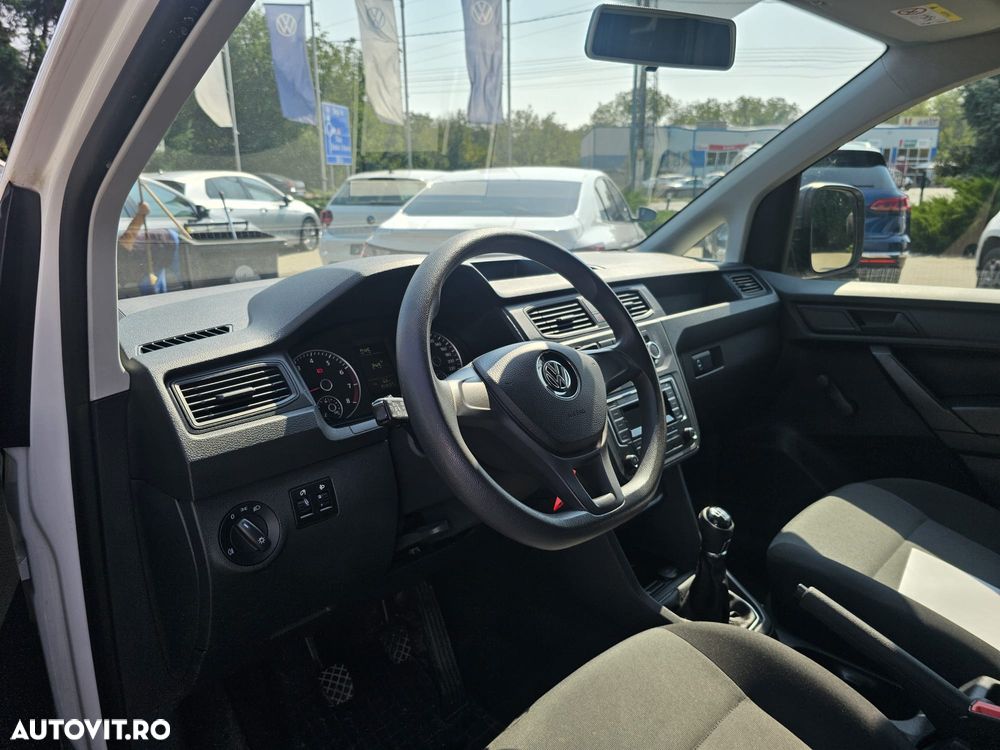 Volkswagen CADDY MAXI FURGON - 9
