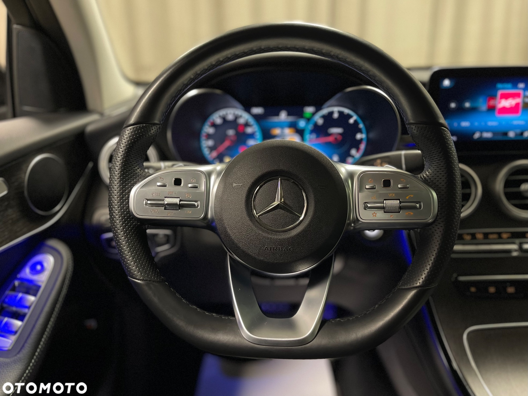 Mercedes-Benz GLC 300 d 4-Matic - 10