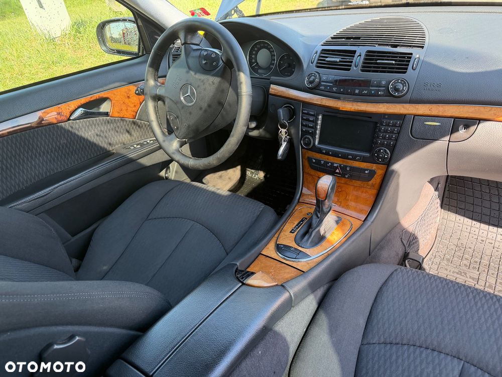 Mercedes-Benz Klasa E - 9