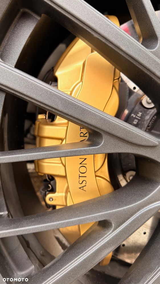 Aston Martin DBX707 - 21