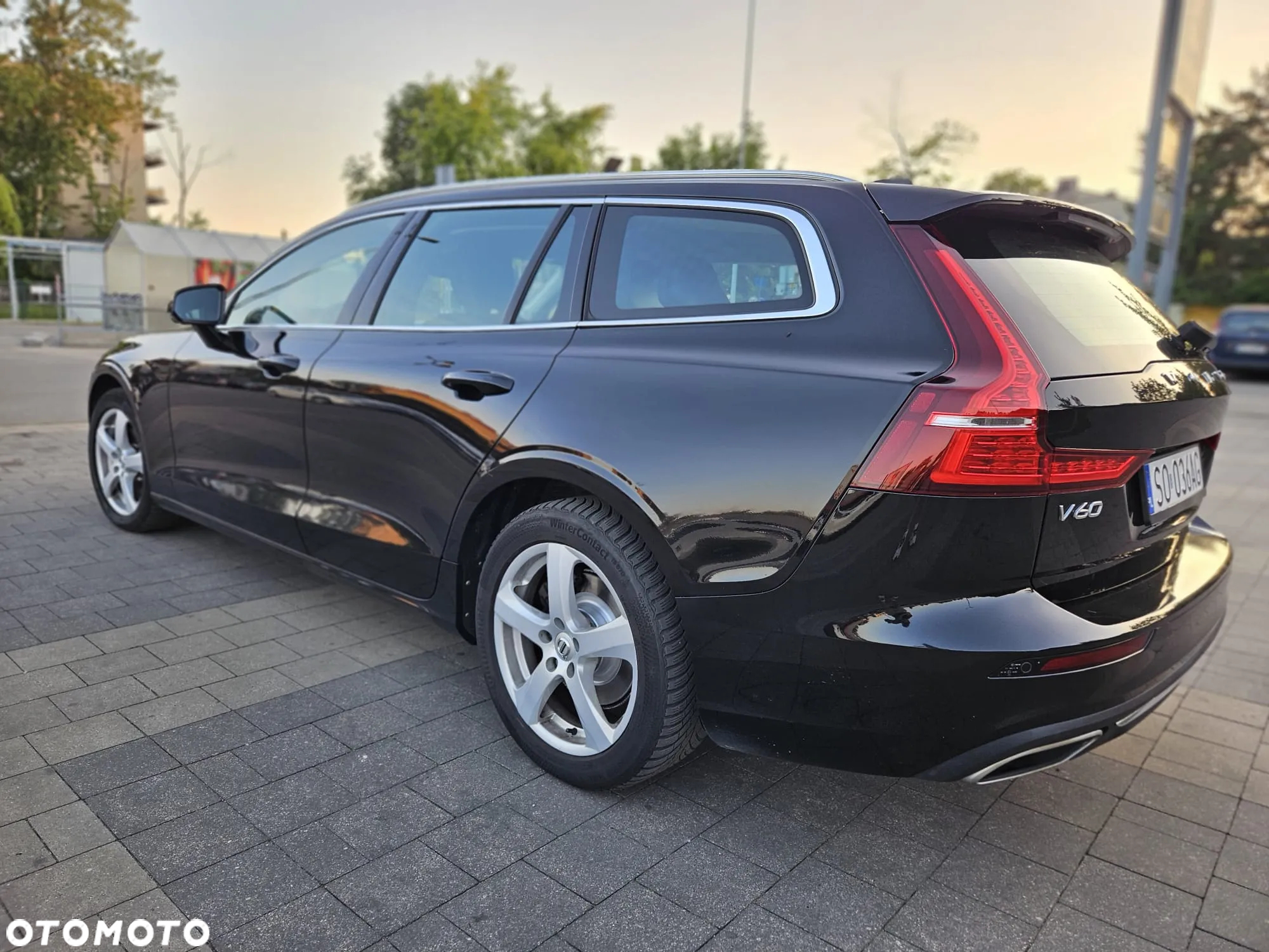 Volvo V60 D4 AWD Geartronic Inscription - 4