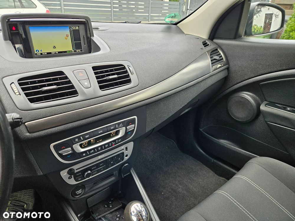 Renault Megane ENERGY TCe 115 Start & Stop Authentique - 19