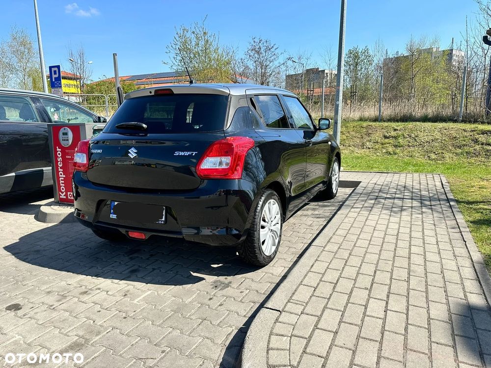 Suzuki Swift 1.2 Premium - 2