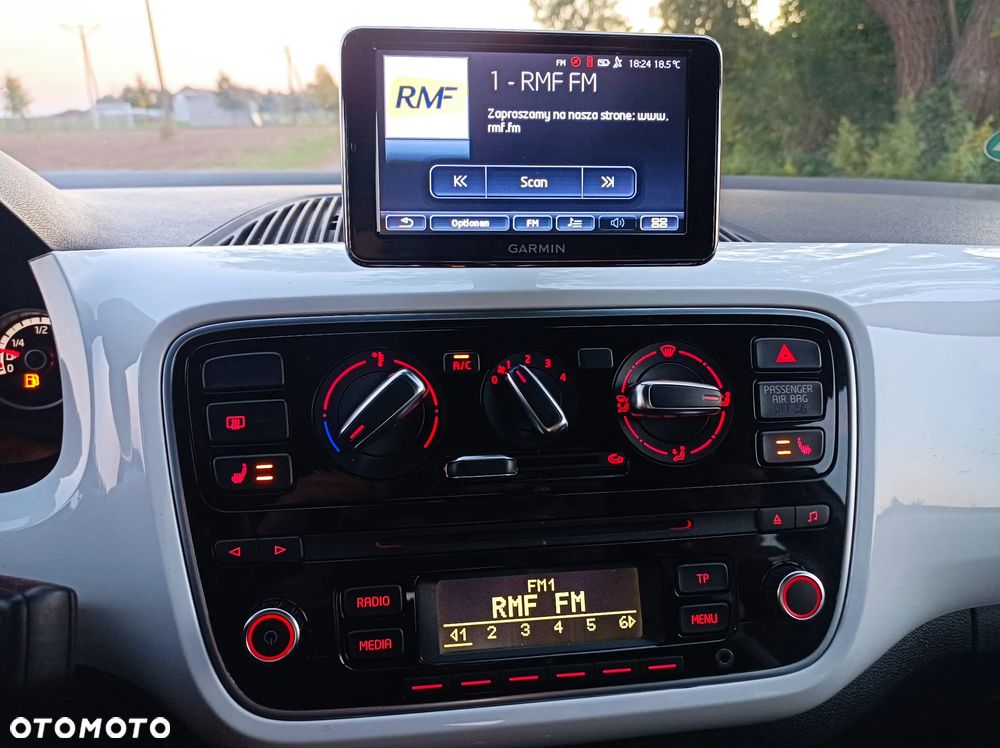 Volkswagen up! club - 17