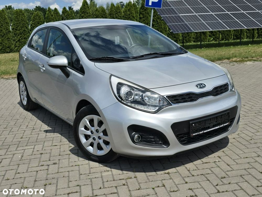 Kia Rio - 1