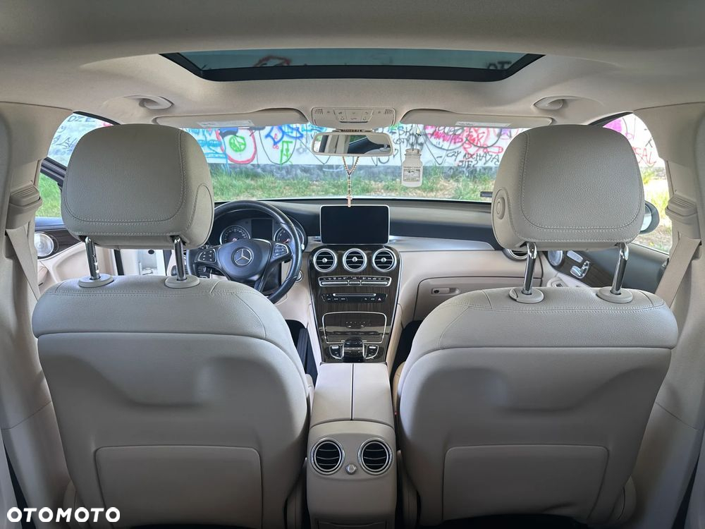 Mercedes-Benz GLC 300 4Matic 9G-TRONIC - 18