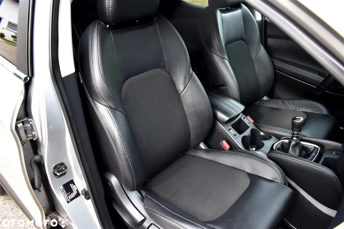 Nissan Qashqai 1.3 DIG-T ZAMA - 24