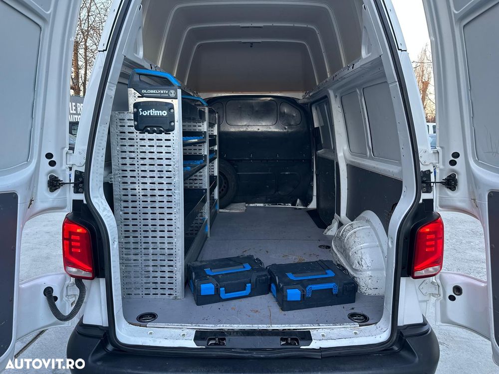 Volkswagen Transporter - 10