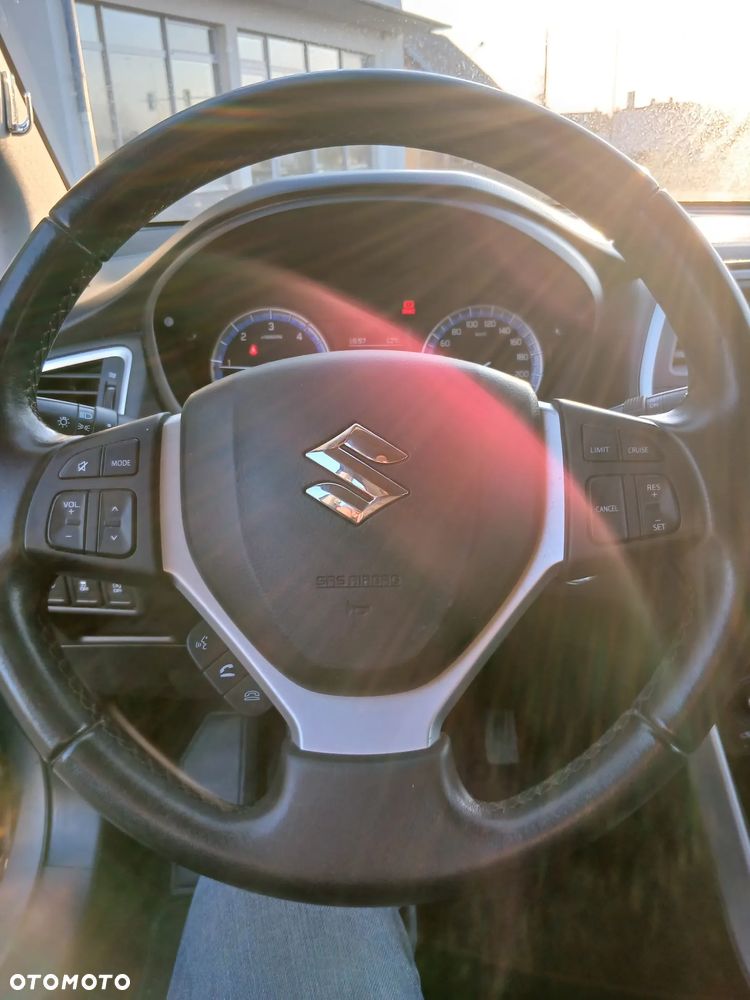 Suzuki SX4 S-Cross - 12