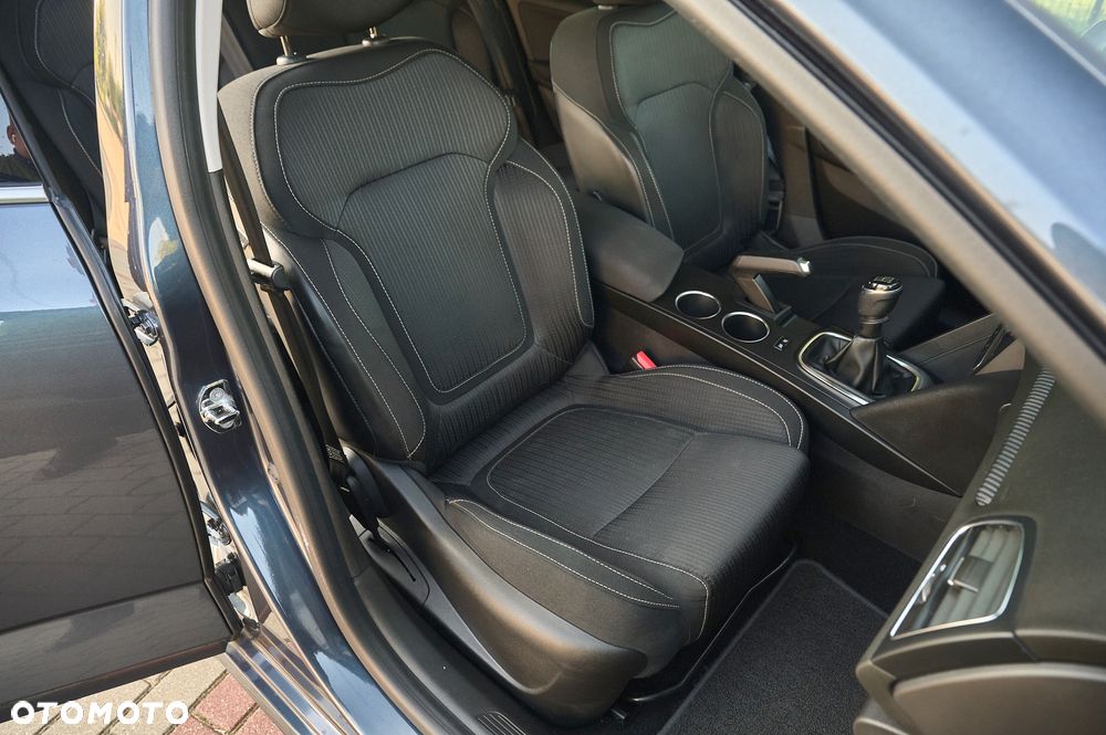 Renault Megane ENERGY TCe 115 Start & Stopp Expression - 31