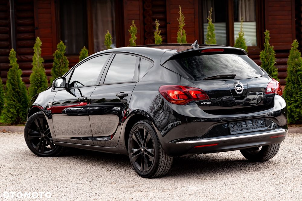 Opel Astra 1.4 Turbo - 13