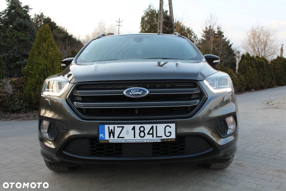 Ford Kuga 1.5 TDCi 2x4 ST-Line - 11
