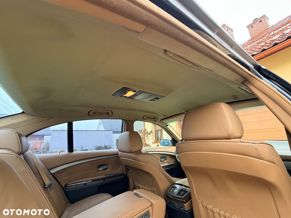 BMW Seria 7 - 23