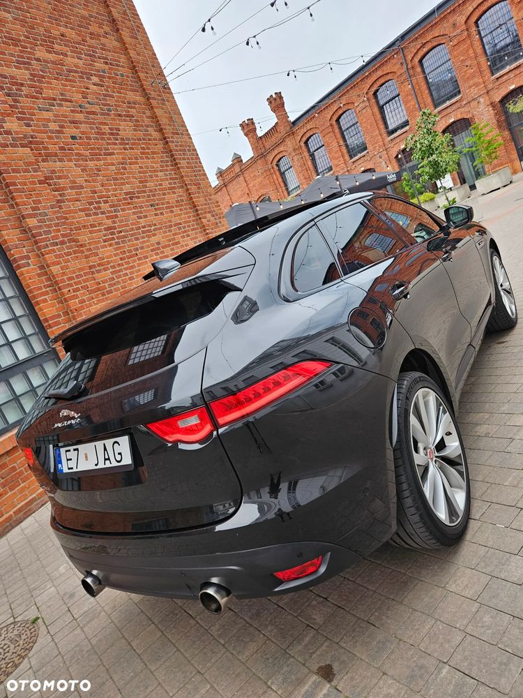 Jaguar F-Pace 3.0 V6 AWD First Edition - 12