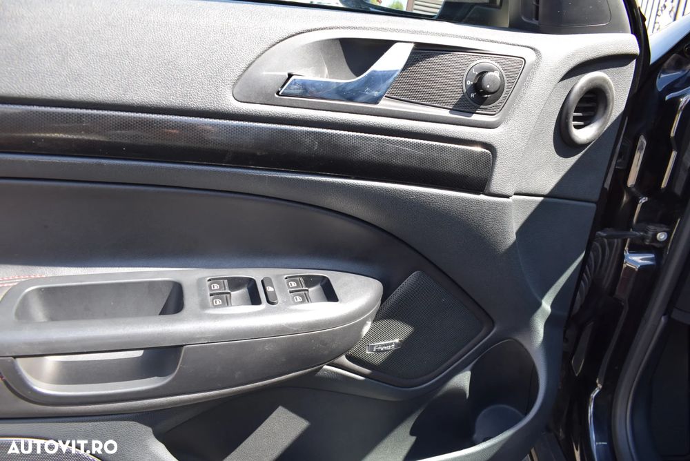Skoda Octavia 2.0 TDI DPF DSG RS - 19