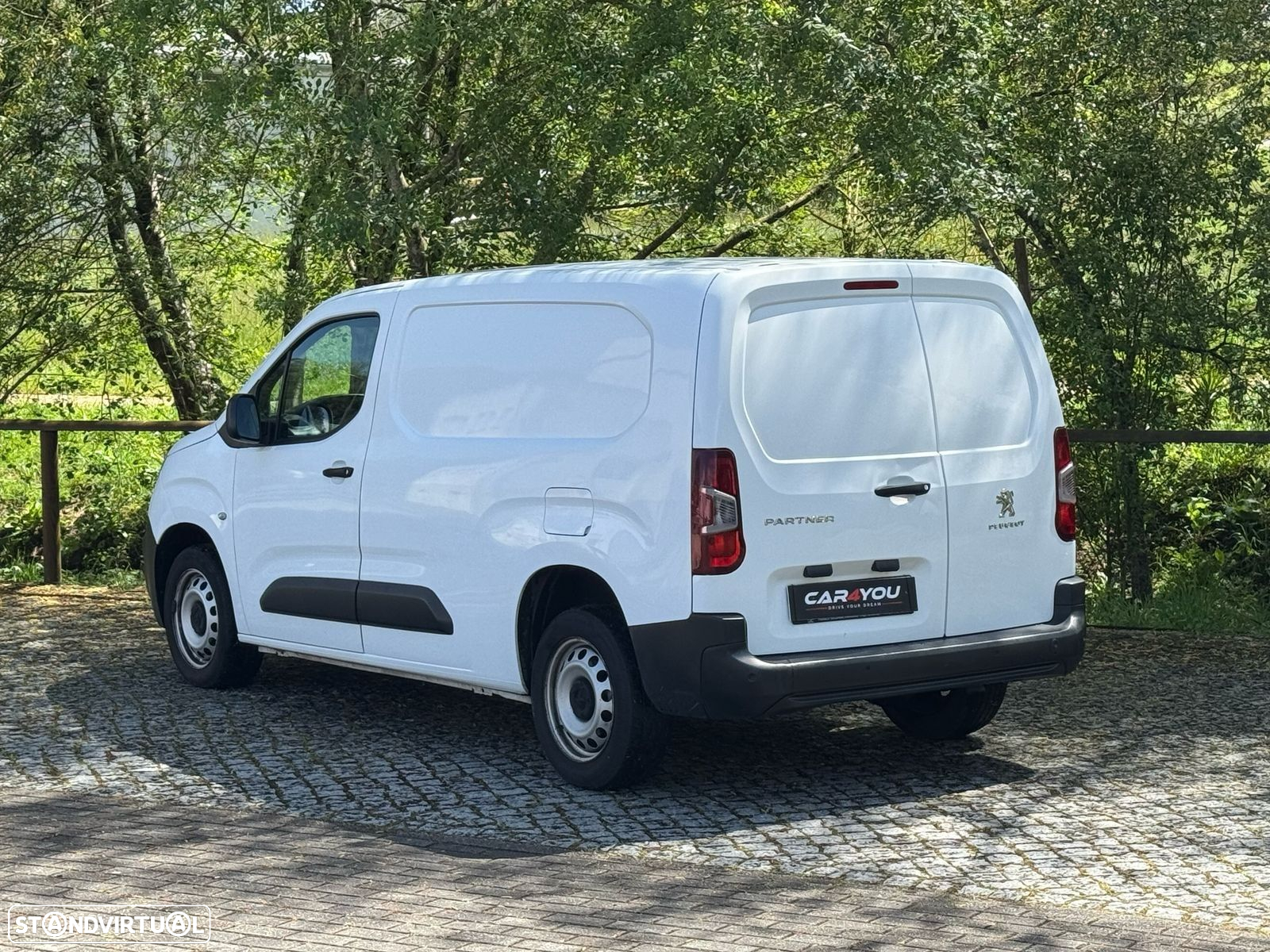 Peugeot Partner 1.5 BlueHDi Premium Longa - 4