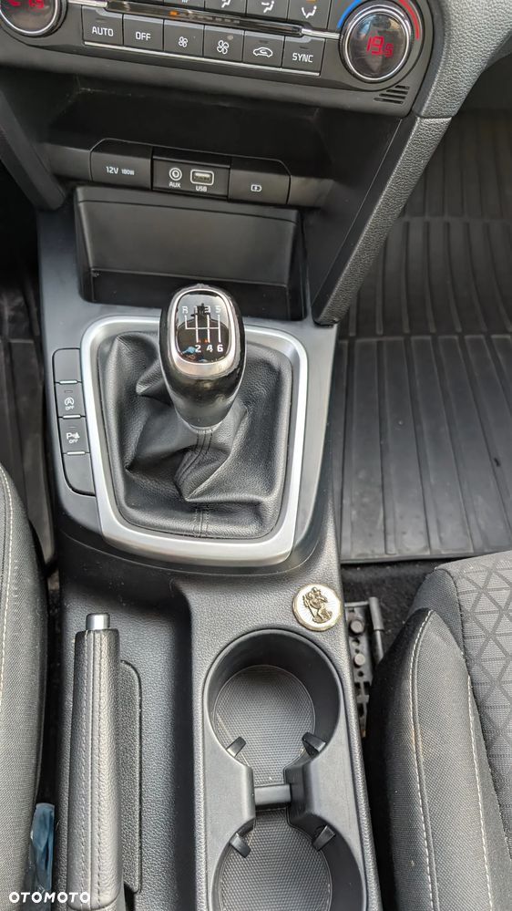 Kia Ceed 1.4 T-GDI M - 26