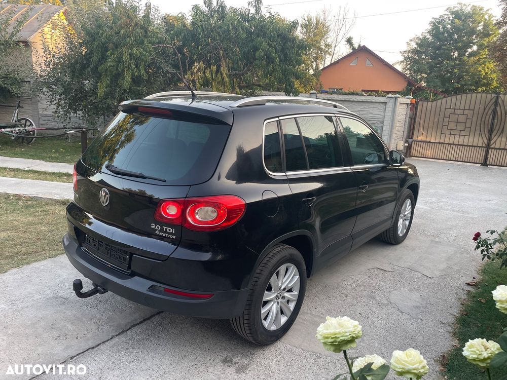 Volkswagen Tiguan - 4