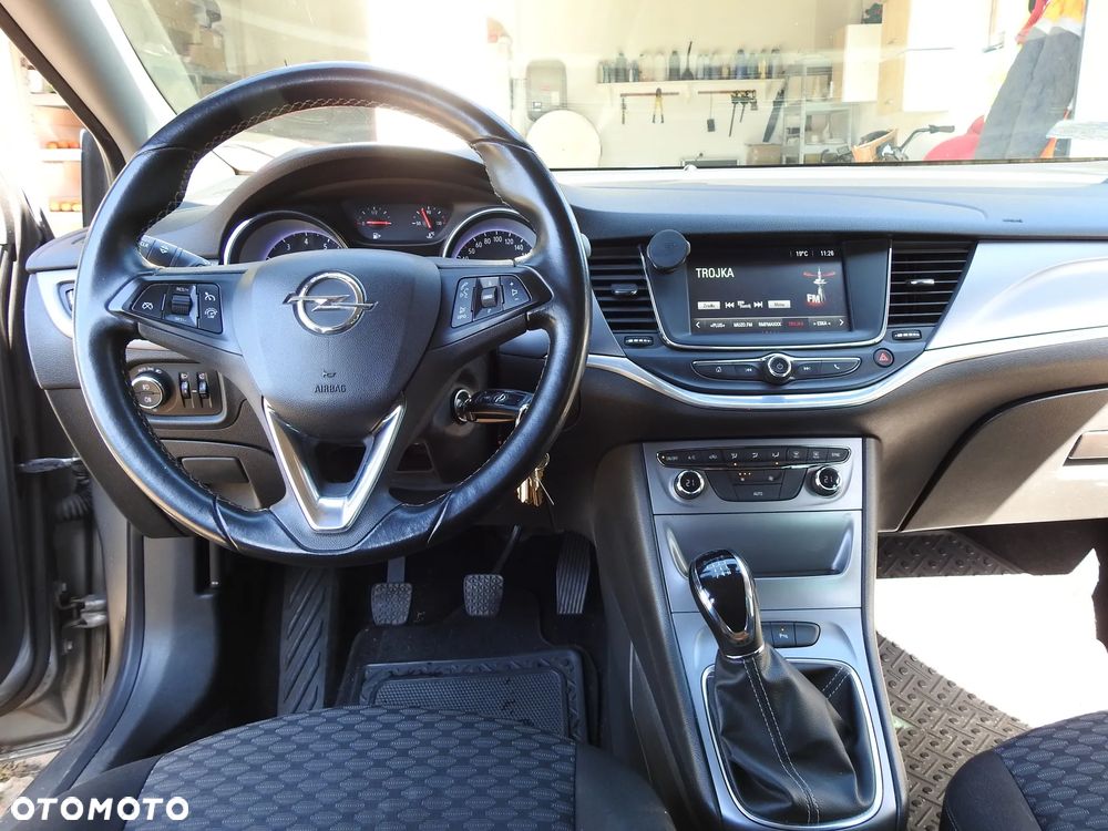 Opel Astra - 6