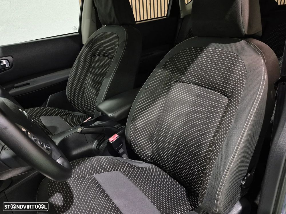 Nissan Qashqai 1.6 Acenta - 10