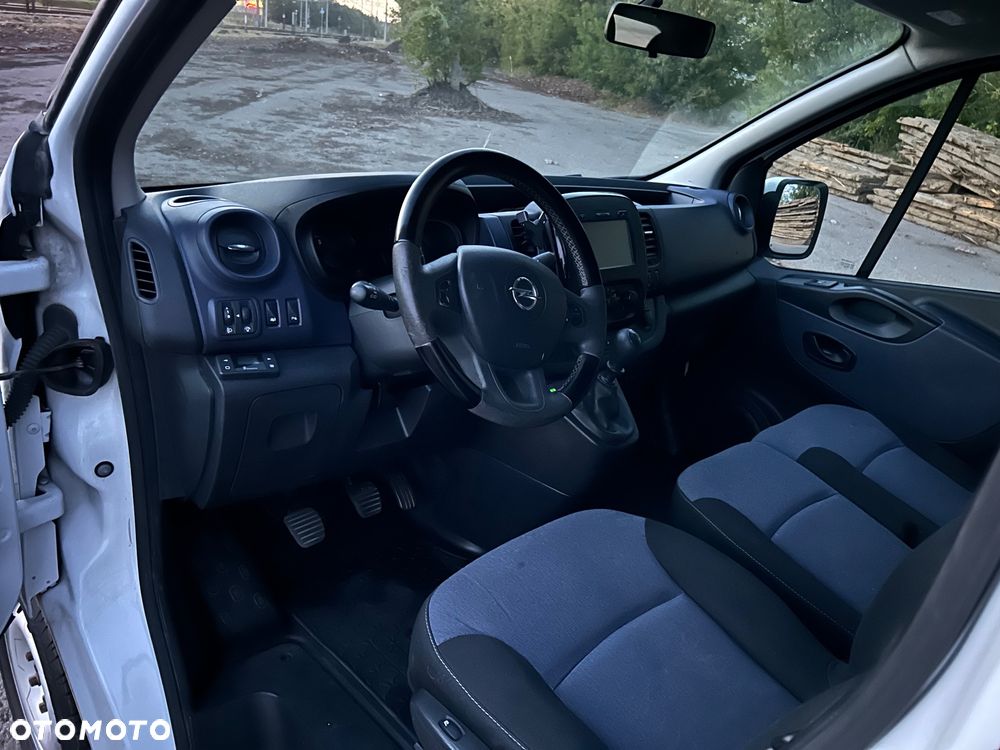 Opel Vivaro B - 21