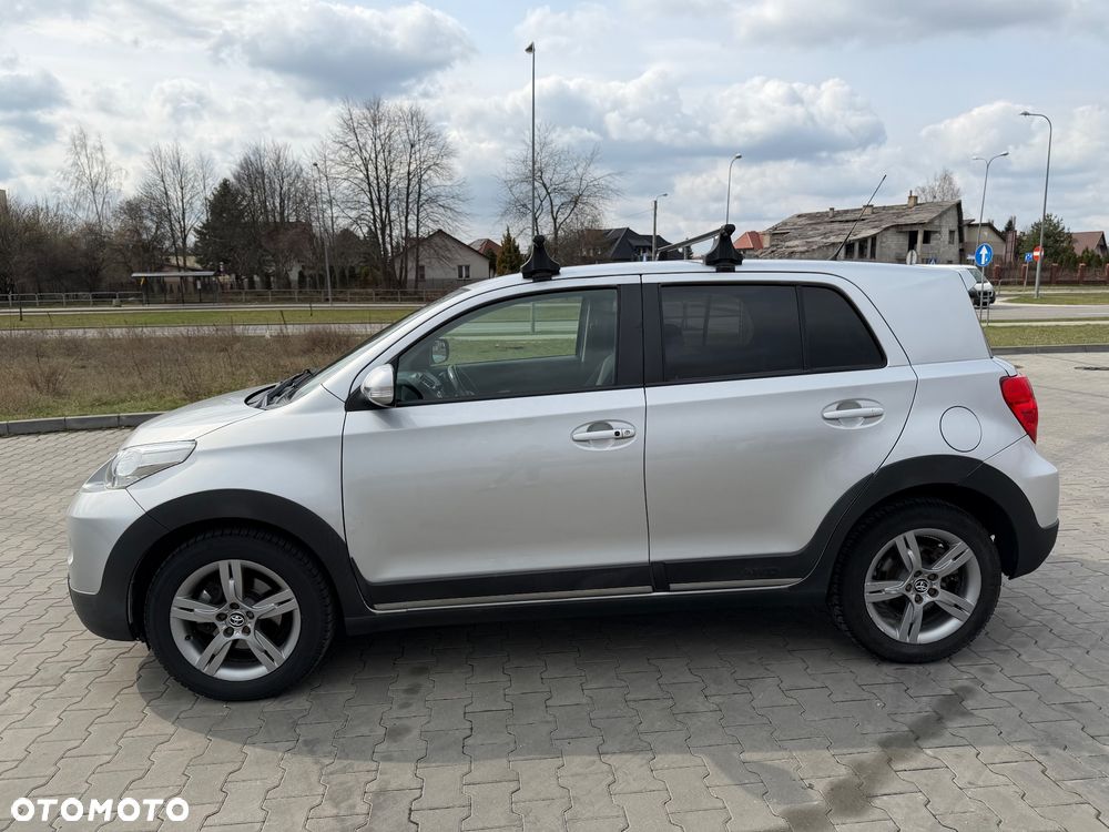 Toyota Urban Cruiser 1.4 D-4D Sol 4x4 EU5 - 6