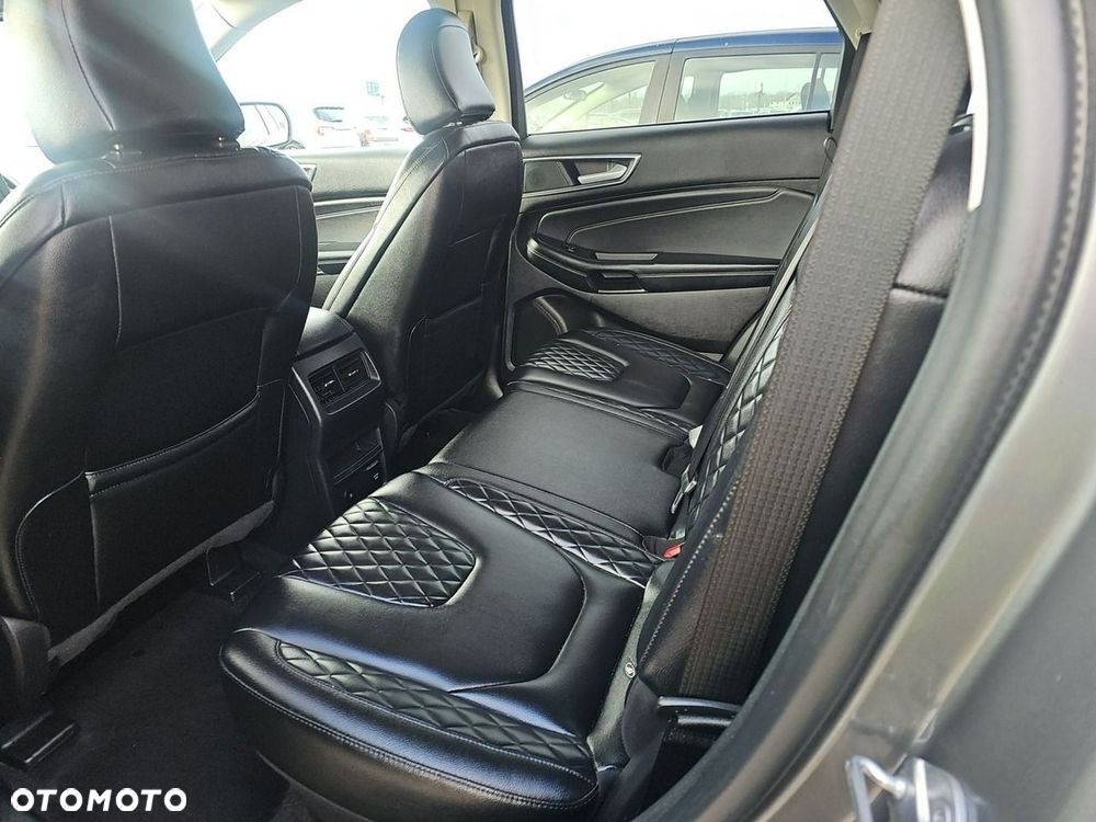 Ford Edge - 10