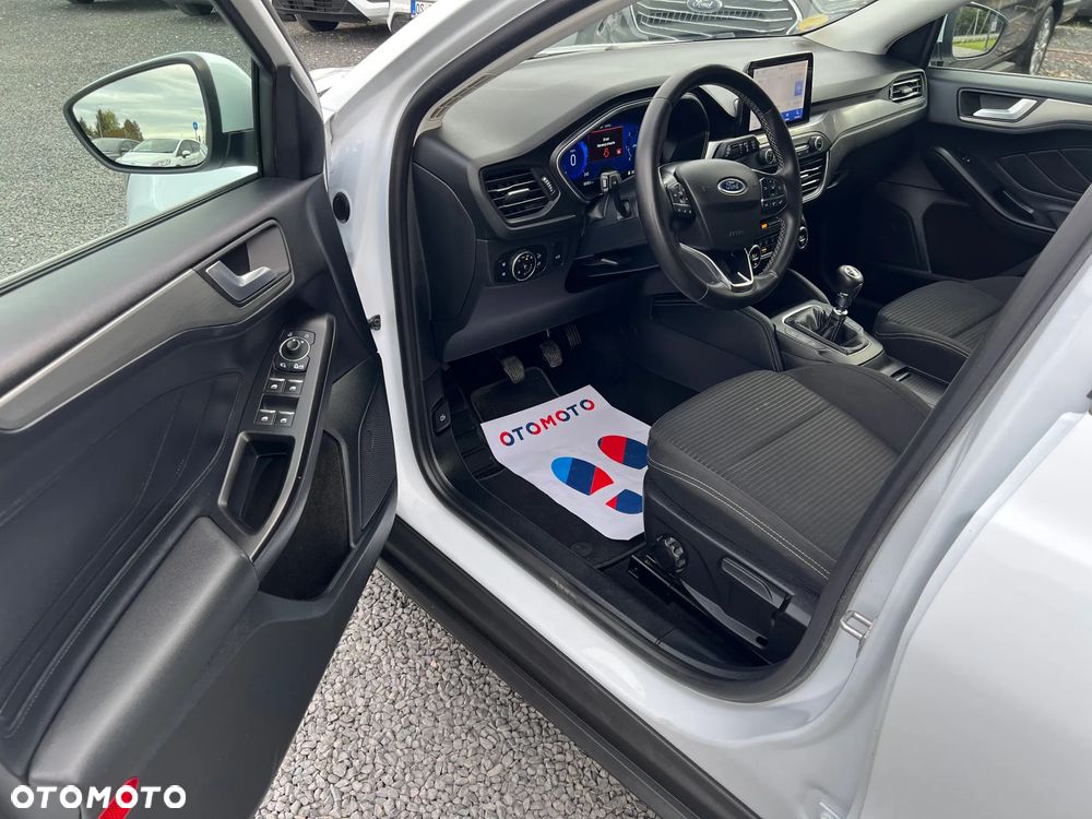 Ford Focus 1.5 EcoBlue STart-Stopp-System TITANIUM - 18