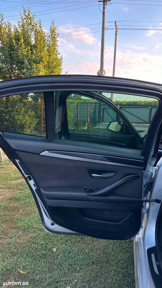 BMW Seria 5 520d Aut. - 17