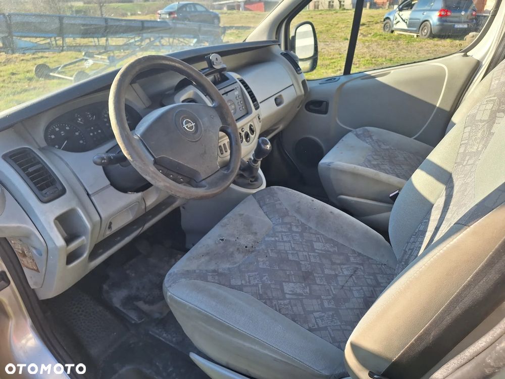 Opel vivaro - 6