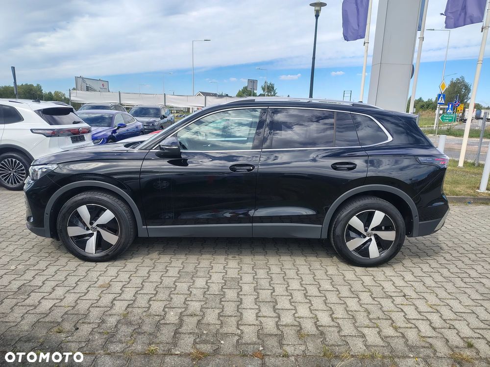 Volkswagen Tiguan - 2