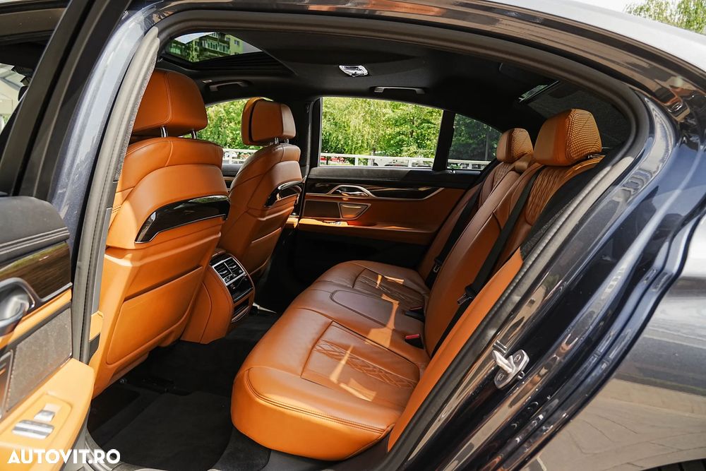 BMW Seria 7 730d xDrive - 37