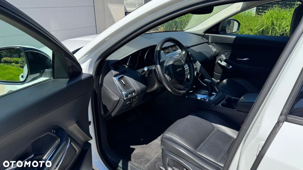 Jaguar E-Pace 2.0 i4P AWD S - 9