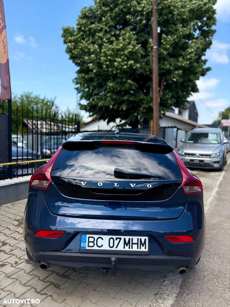Volvo V40 D4 VEA R-Design - 15